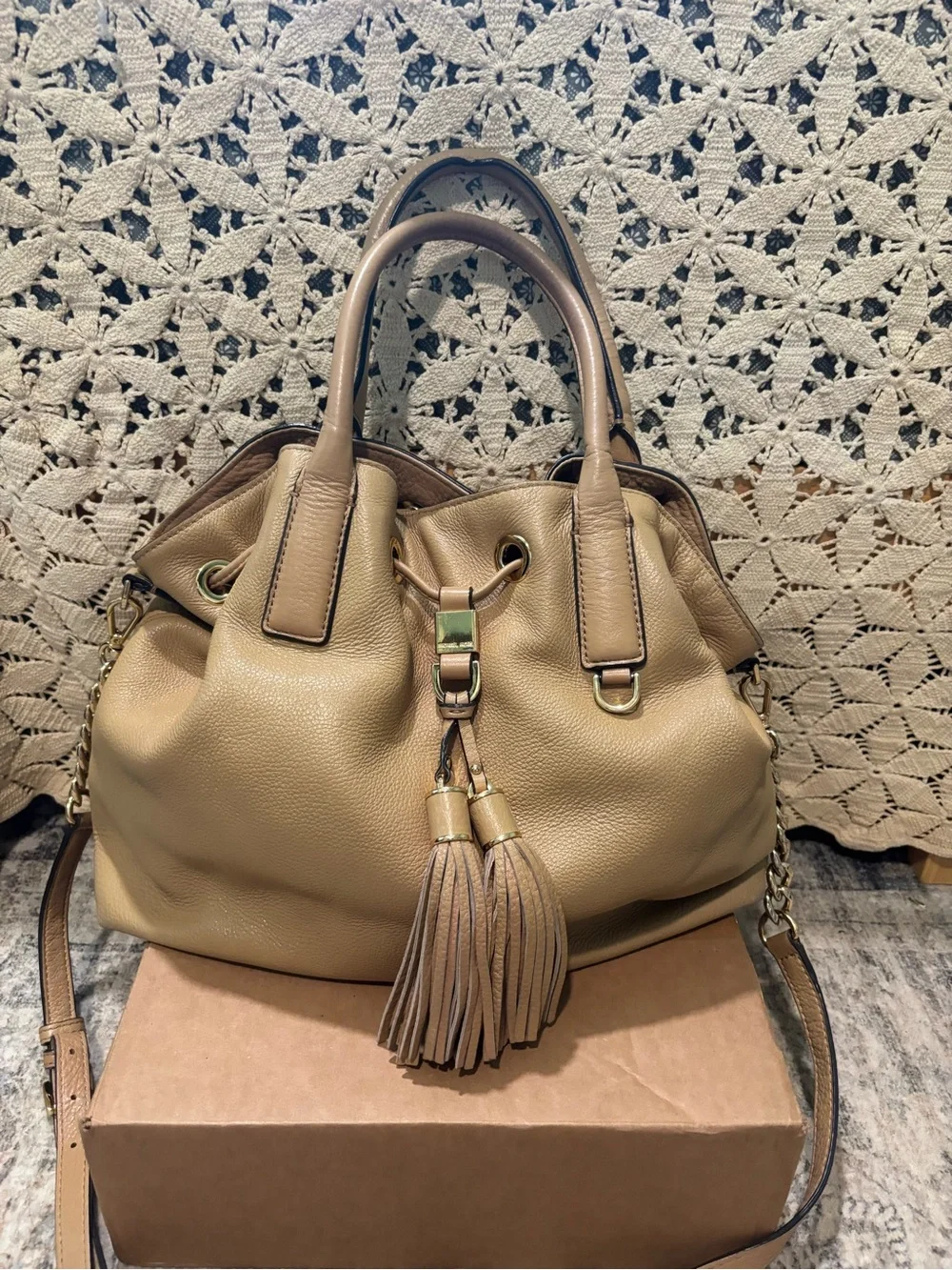 Women’s Tassel Drawstring Satchel Bag in Tan - Stylish Everyday Handbag